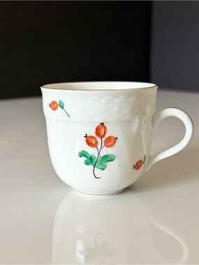 Barberry Espresso Demitasse Cup by Herend